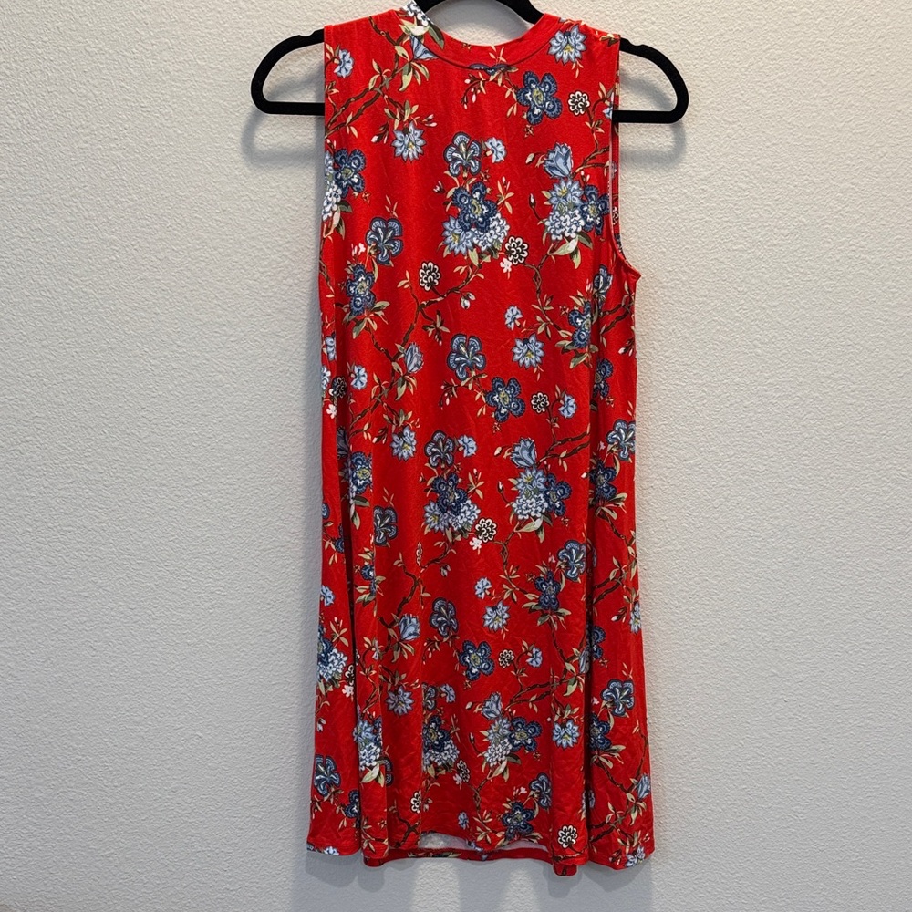 Loft women’s Floral Sleeveless Red Dress. Size Medium new with tags
